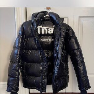 Aritzia TNA Glossy Black Super Puff Jacket